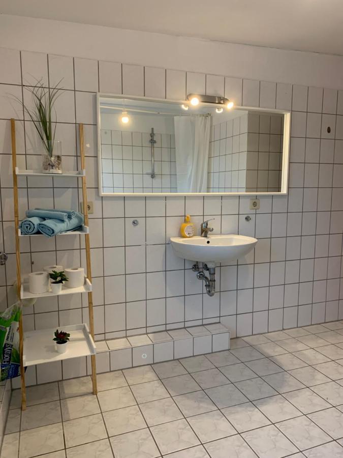 Blue Chili 21-4 - 3 Schlafzimmer - 7 Betten - Wlan - Balkon Магдебург Екстериор снимка